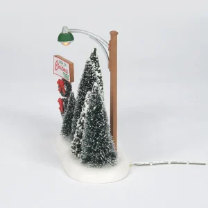 Lit Christmas Tree Lot<Department 56 Fashion